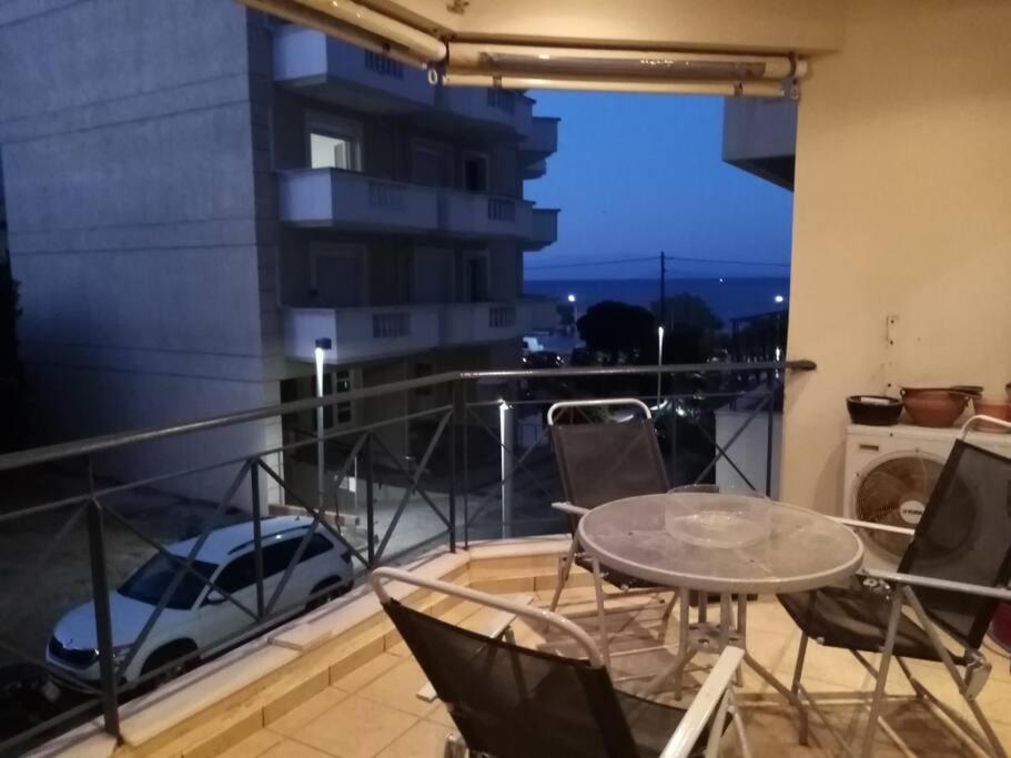 Τεσσαρι Στον Ναυτικο Ομιλο Χiου Quios Exterior foto